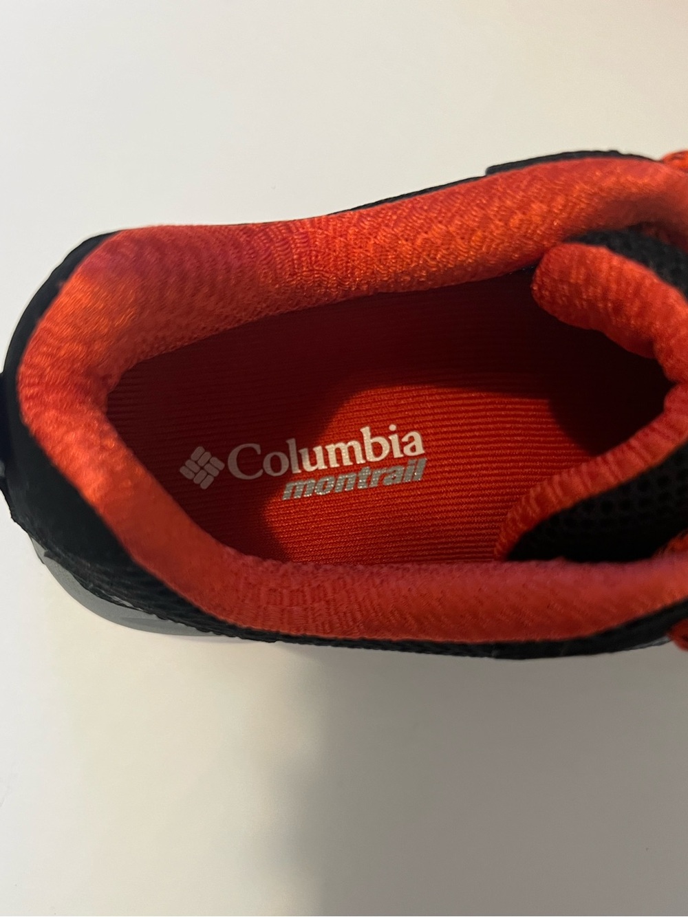 Columbia Men’s Black and Orange Trail Sneakers - Picture 8 of 9